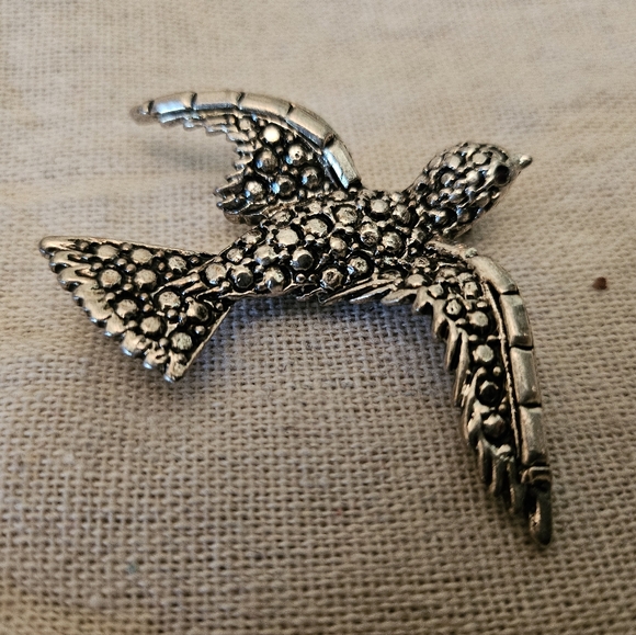 Vintage Silver Textured Bird Brooch | Size OS - Picture 5 of 6